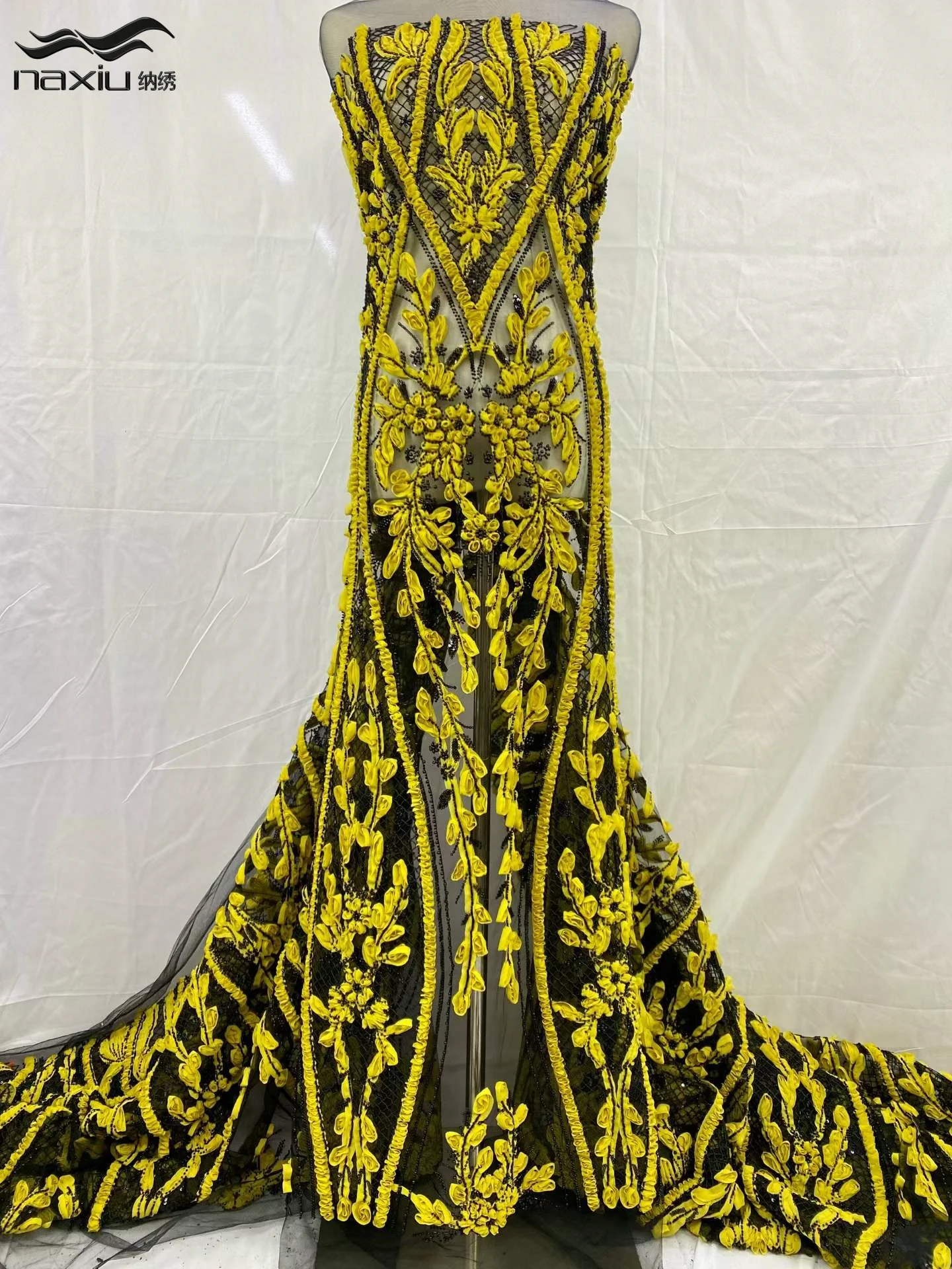 

Оптовая продажа высококачественного африканского кружева Madison с тяжелой вышивкой бисером, нигерийское роскошное кружево с пайетками, французский тюль для платьев, коллекция 2026