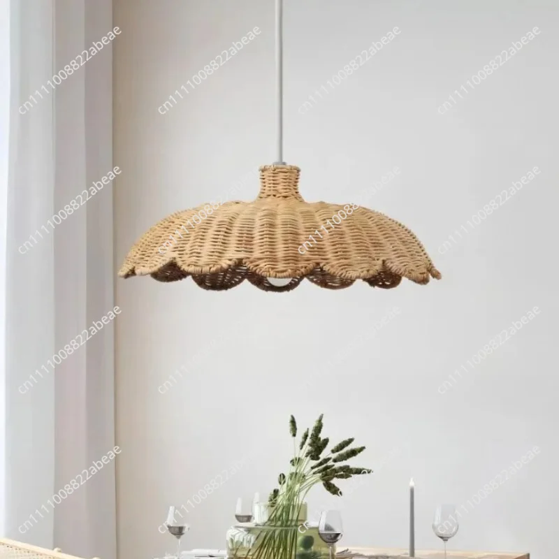 Handmade Weave Pendant Lamp Natural Rattan Hanging Lamp for Dining Room Bedroom Kitchen Retro Restaurant Table Pendant Light