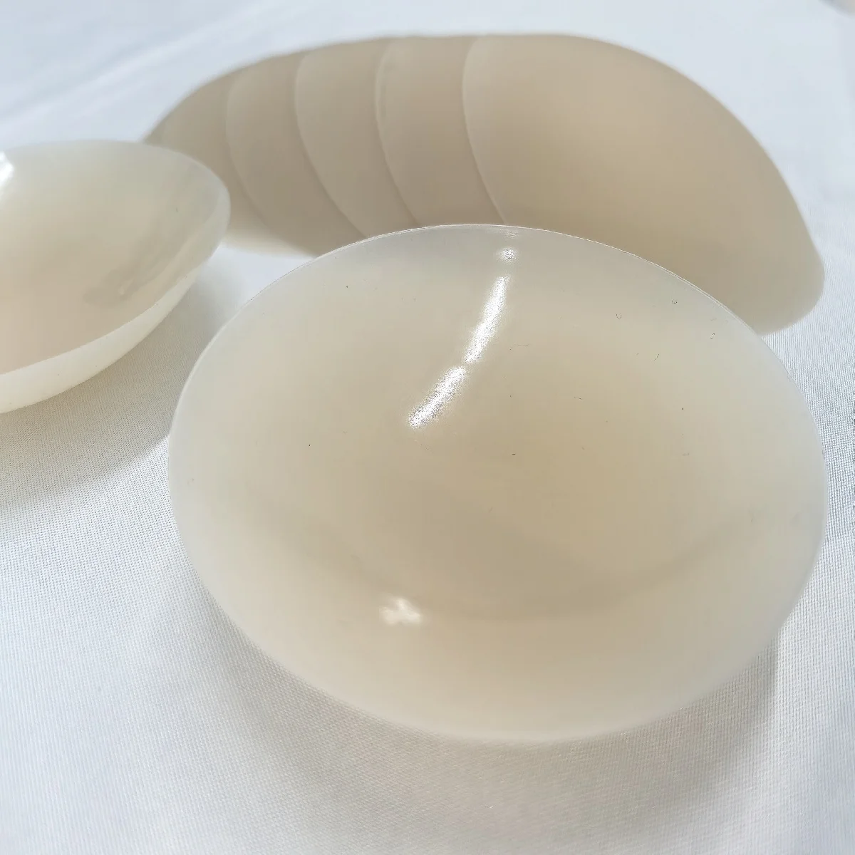 

6PCS Invisible Self Adhesive Chest Paste Reusable Sticker NO Glue Strapless Lift Up Bra Pad Silicone Petal Nipple Cover