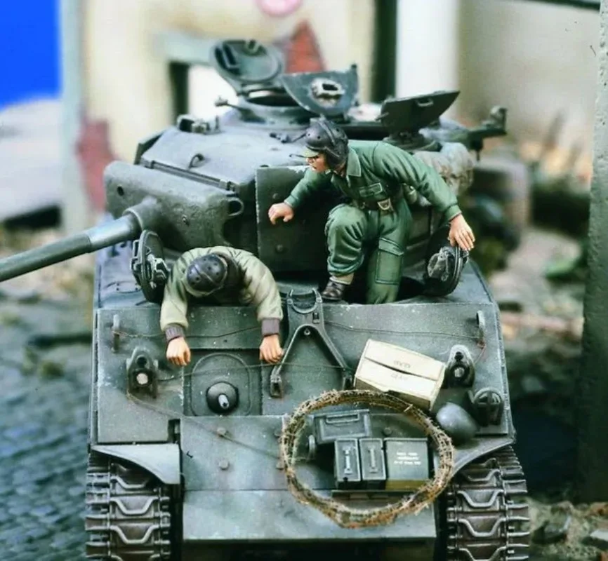 1/35 Scale Resin Figure Model Kits U.S. Tank Soldiers 2 Figures Historical Miniatures Garage Kit Unassembled and Unpainted