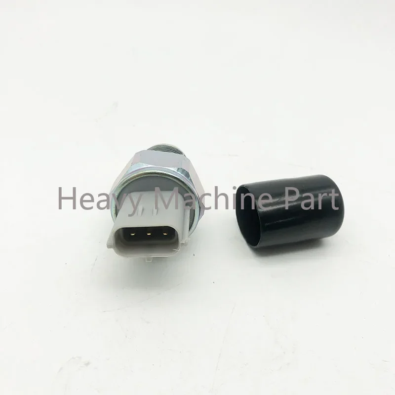 Common rail pressure sensor 499000-4441 For Komatsu oil pump high pressure PC400 PC450-7 -8 Excavator Spare Parts