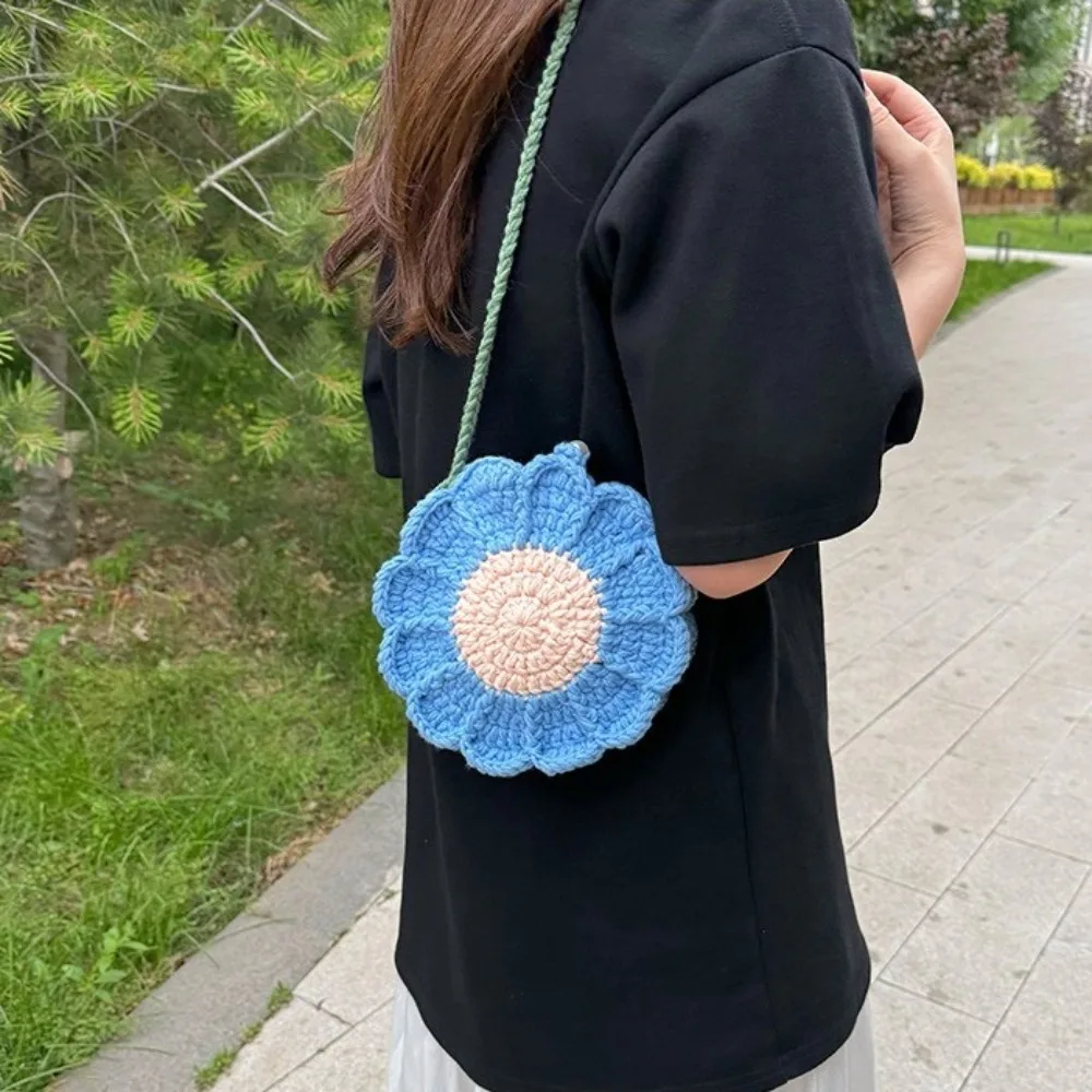 

Knitted Sun Flower Weave Bag Messenger Bag Crochet Flower Shoulder Bag Cotton Rope Romantic Beach Crossbody Bag Shopping