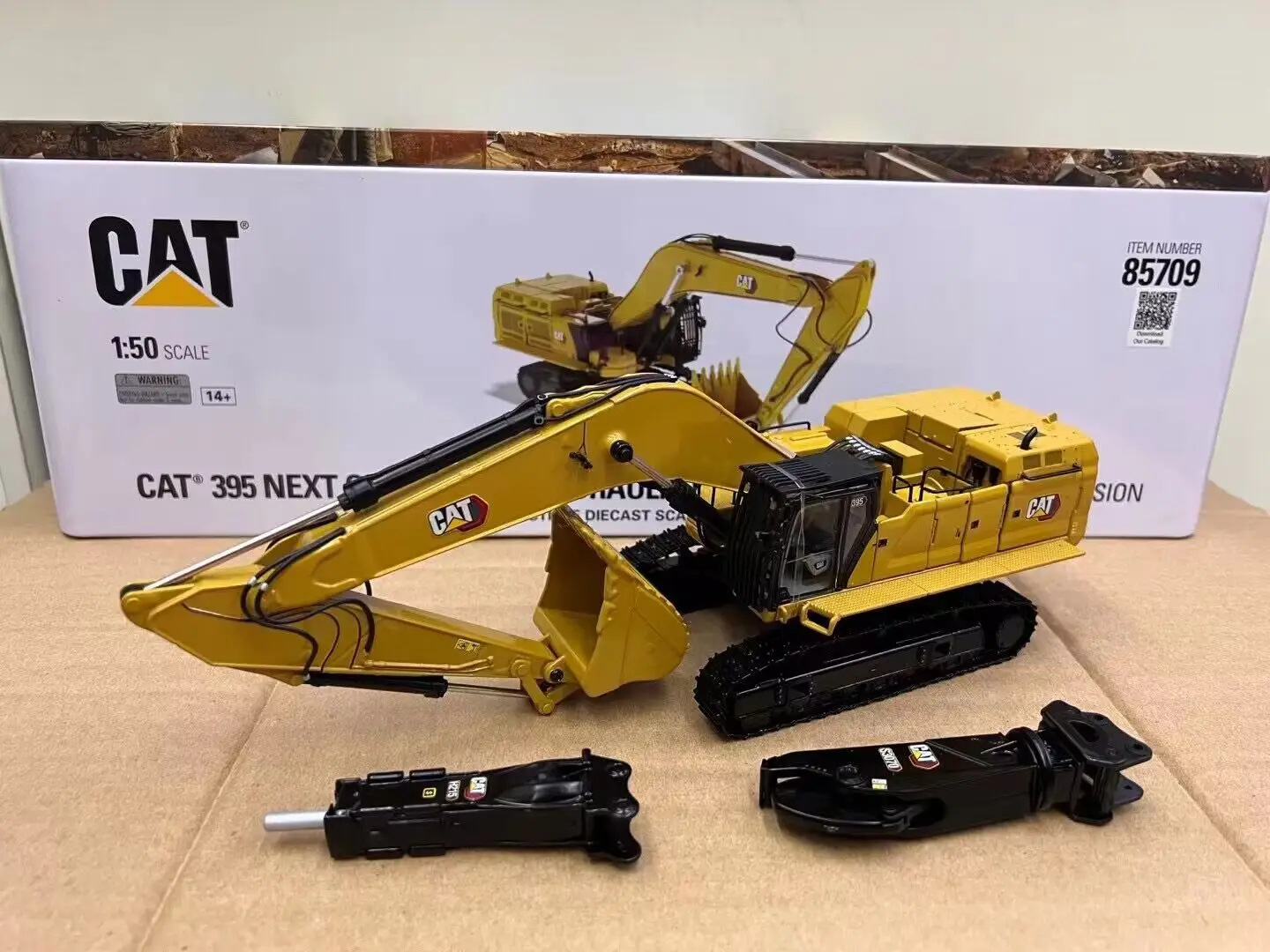 395 Next Generation Hydraulic Excavator 1/50 Scale Metal Model By DieCast Masters DM85709