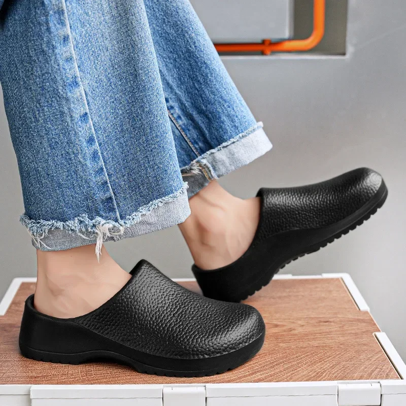 Lightweight Non-slip Men Slippers Breathable Women Half Slippers Couple Casual Shoes Waterproof Chef Shoes Nurse Doctor Shoes