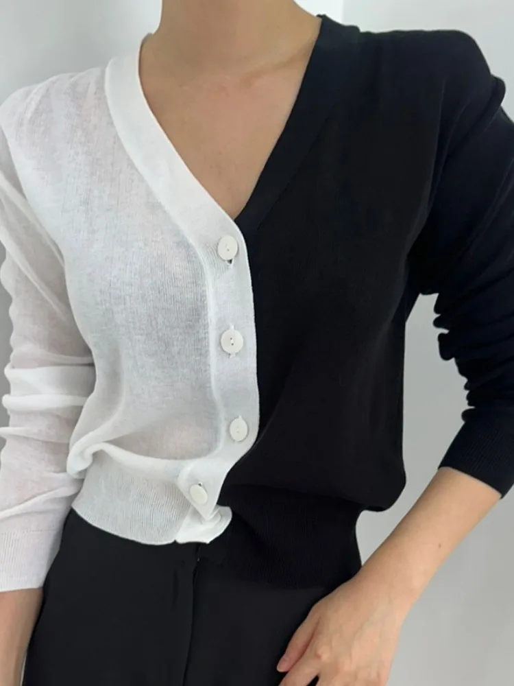 Top de verão de malha leve para mulheres e com ar condicionado protetor solar design com decote em v manga curta estil...