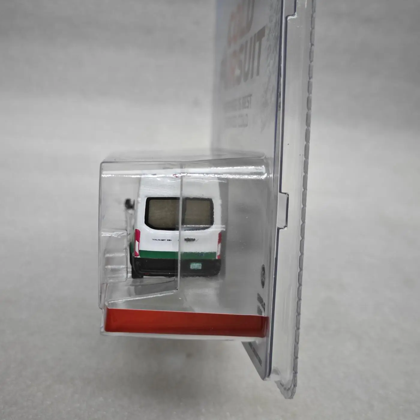 1:64 Hollywood Series 43- Cold Pursuit -2015 Ford Transit Colección avanzada Modelos de automóviles ornamentales