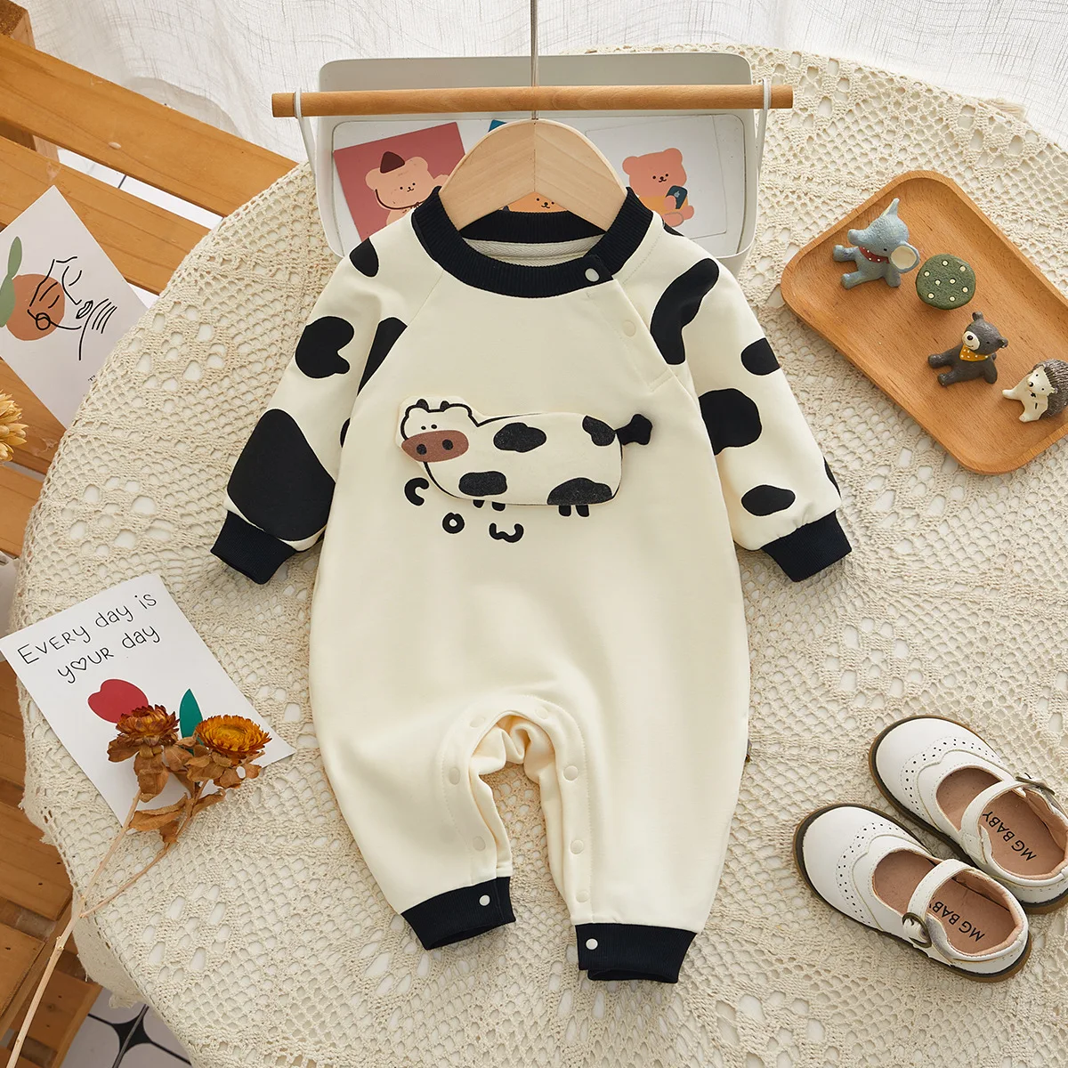 

Baby clothes spring and autumn new three-dimensional little cow newborn baby romper