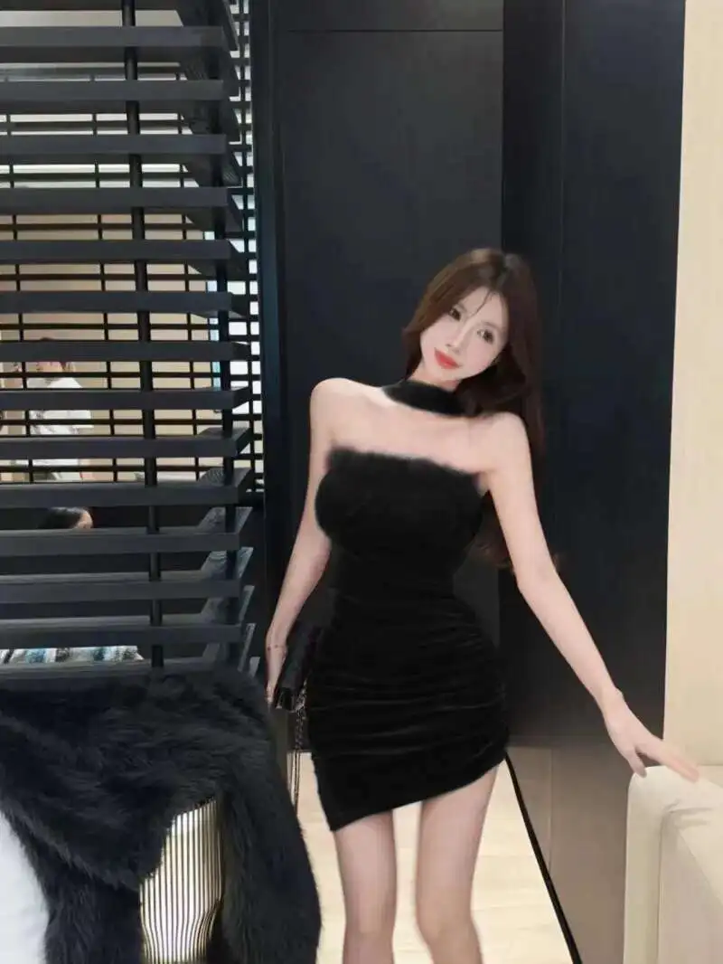 حار 2024 الصيف فتاة حمالة الفراء المرقعة الصلبة مثير فستان محكم التفصيل المرأة Cinching الخصر التفاف الورك سليم فستان قصير TUHH