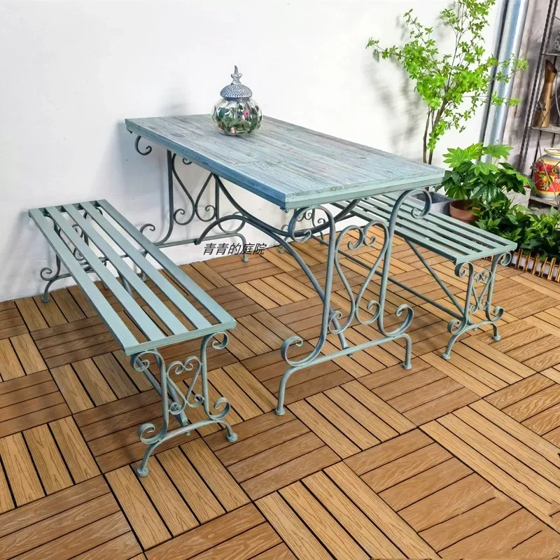 

Retro outdoor courtyard wrought iron table and chairs three-piece combination balcony tea table flower stand terrace garden