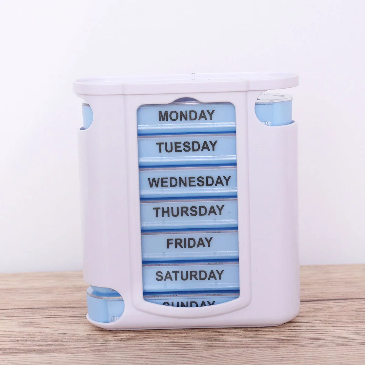 

7 Day 28 Compartments Pill Case 4 Daily Sections Medicine Organizer Rainbow Color-Coded Holder Time Labeled Am