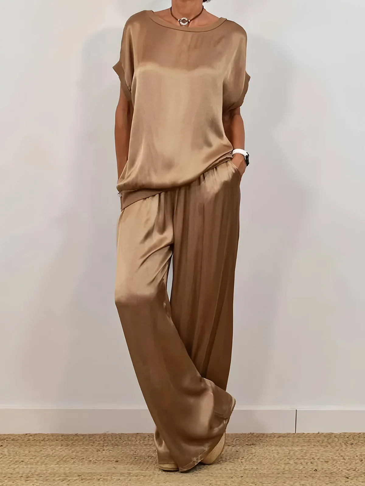 新しいファッションカジュアル半袖Oネック無地ルーズシャツ+ゴムウエストワイドレッグパンツセット女性用、8色