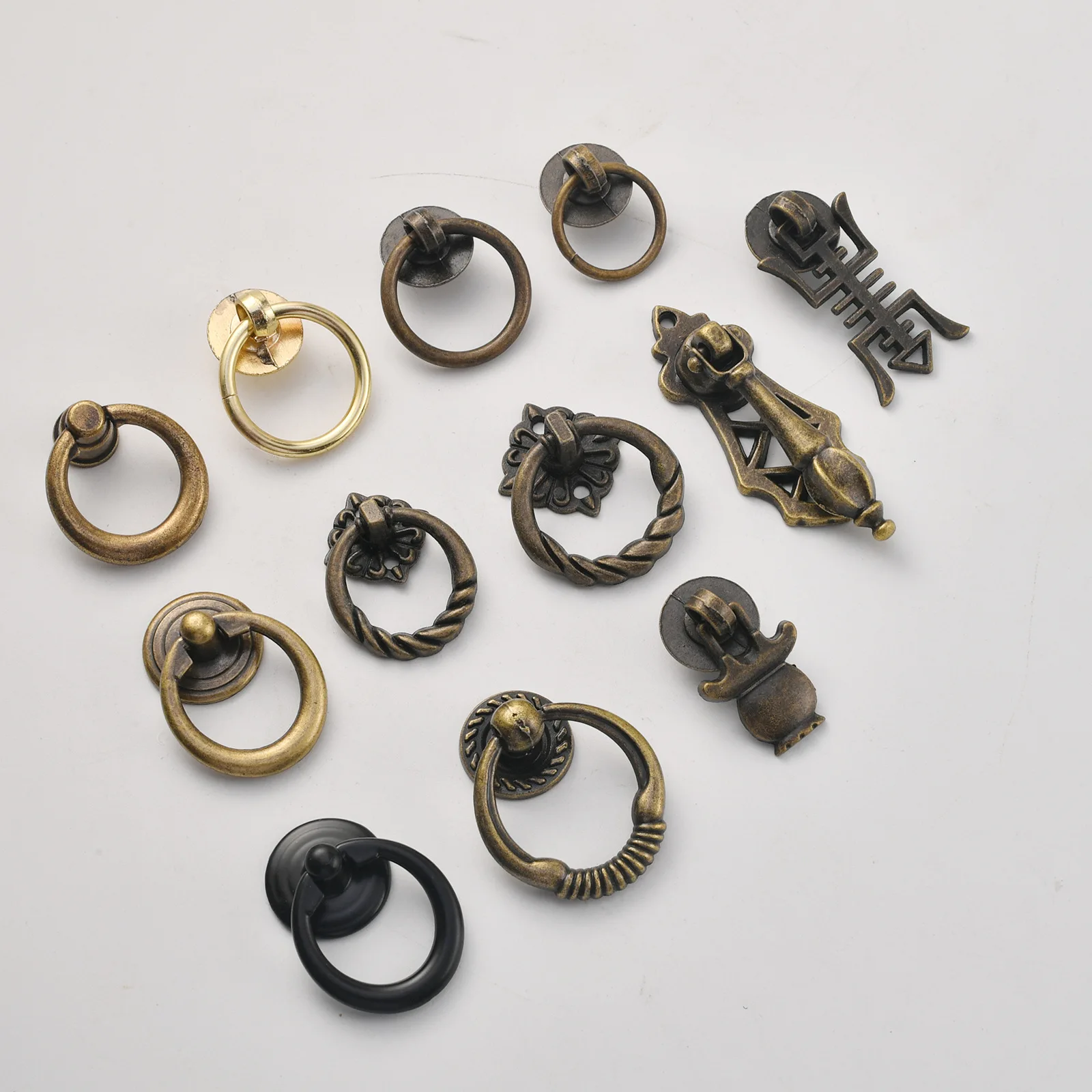 Retro  European bronze drawer ring e single hole pull cabinet door drawer handle