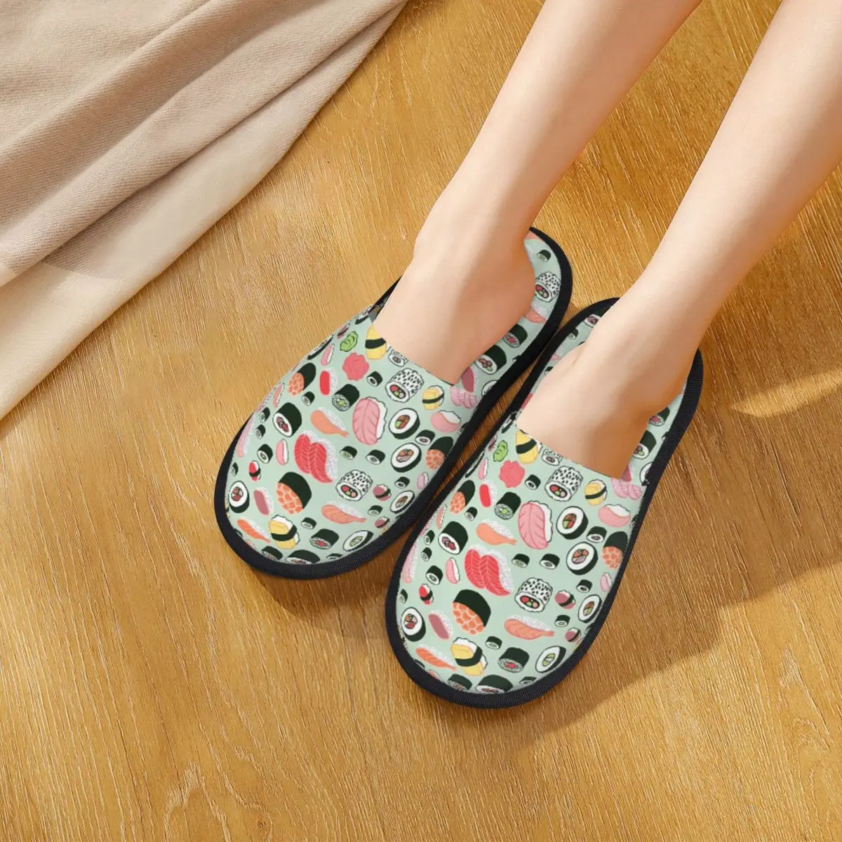 Maßgefertigte Cartoon-Reis-Nori-Sushi-Oni-Onigiri-Ball-Muster-Hausschuhe aus Memory-Schaum, warm, weich, für Damen, bequeme Schlafzimmerschuhe