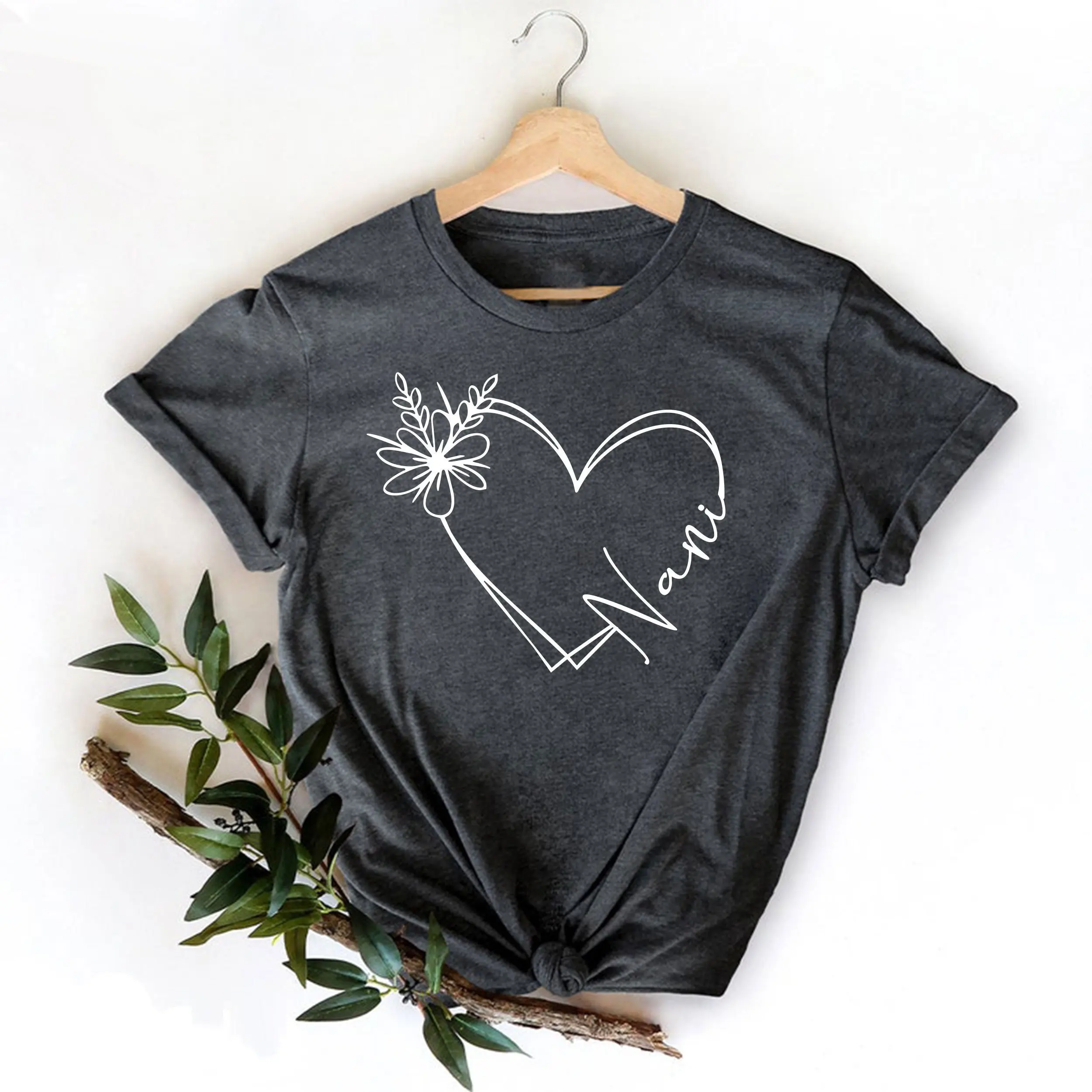 Floral Heart Nani T Shirt Mother'S Day Minimalist Grandma Best Ever Birthday Idea Nana