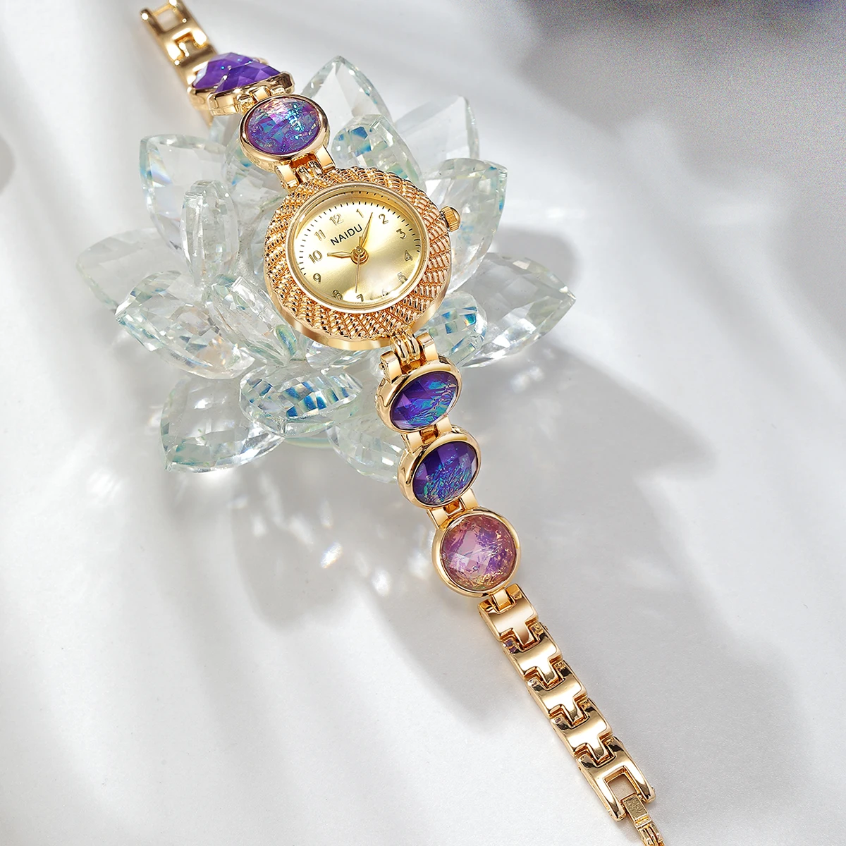 Simple, Versatile, Casual and Fashionable Women's Quartz Watch, Light Luxury and Casual