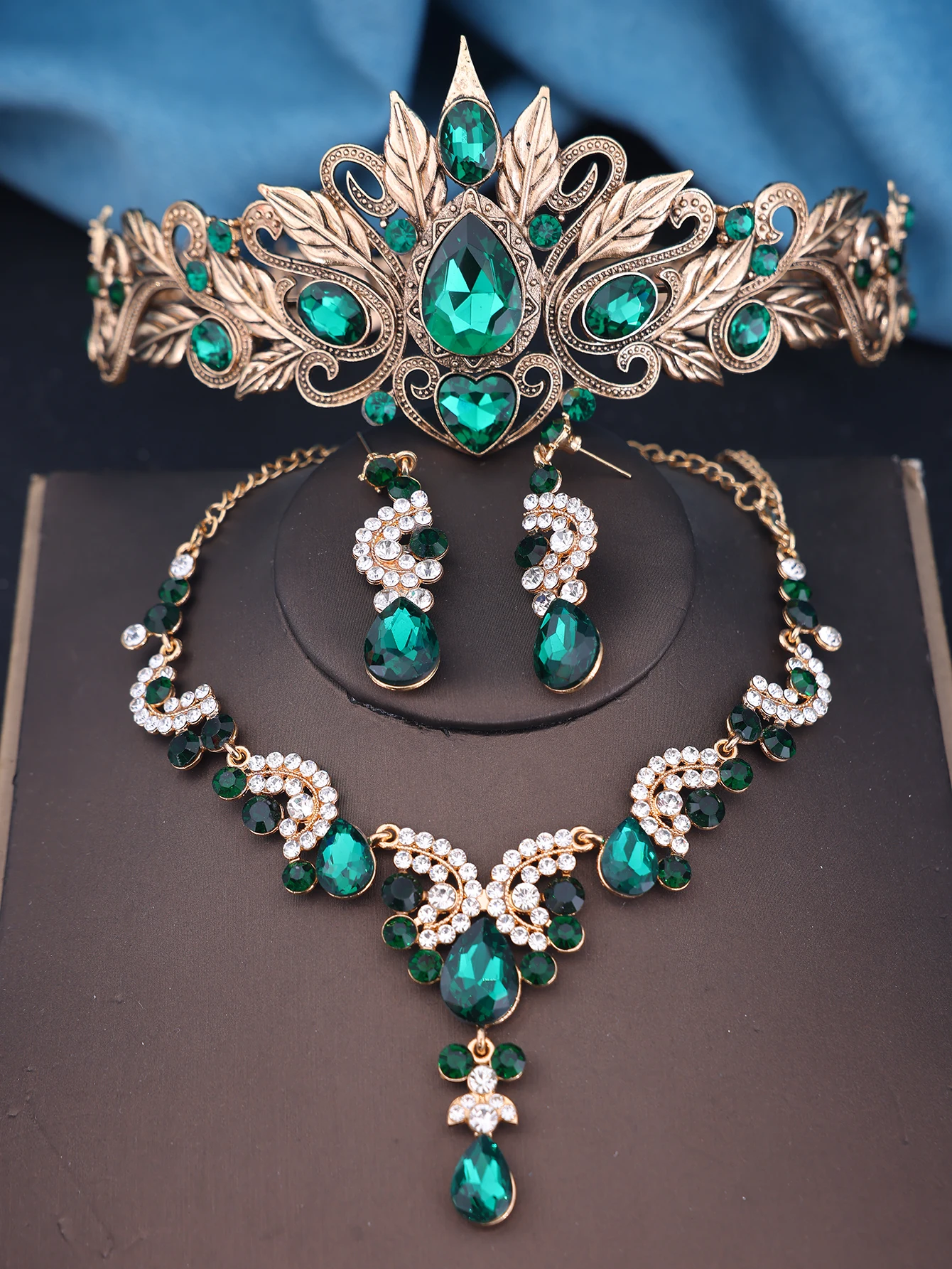 3 Pcs Green Crystal Crown Jewelry Sets for Women Fashion Crown Earrings and Necklace Sets Bride Wedding Prom Accessories