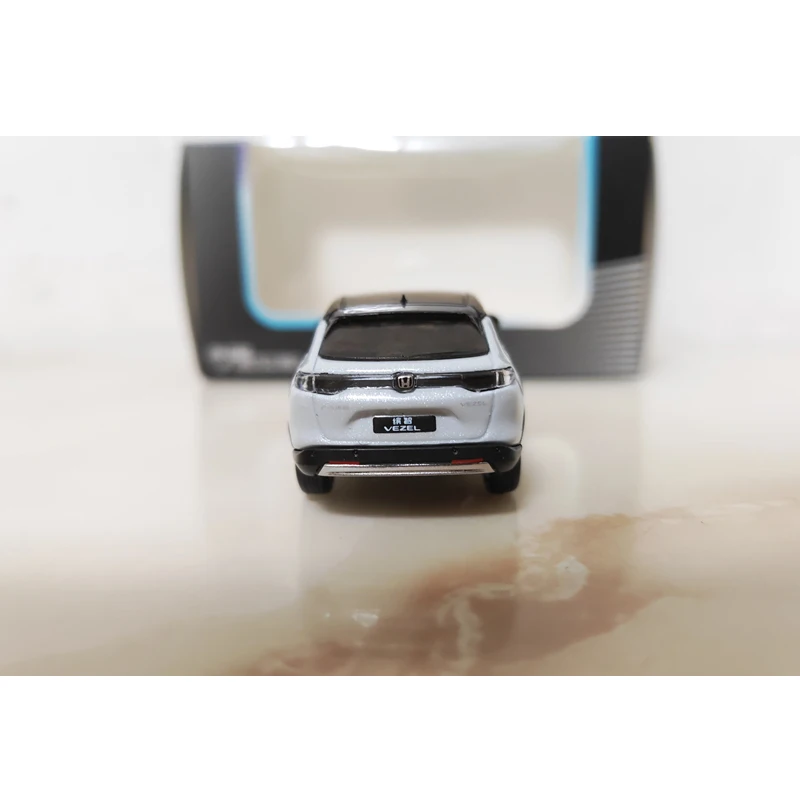 1:64 Scale 2023 VEZEL SUV Alloy Car Model Diecast Toy Collectible Ornament Souvenir Toys Cars