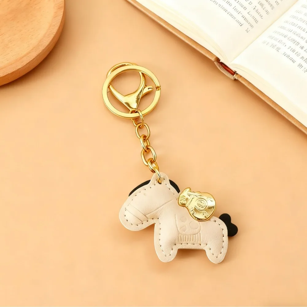الموضة الملونة الحصان بولي Leather الجلود لطيف المفاتيح للنساء حقيبة قلادة ديكور المهر سلسلة مفاتيح سيارة كيرينغ Y2K المفاتيح اكسسوارات