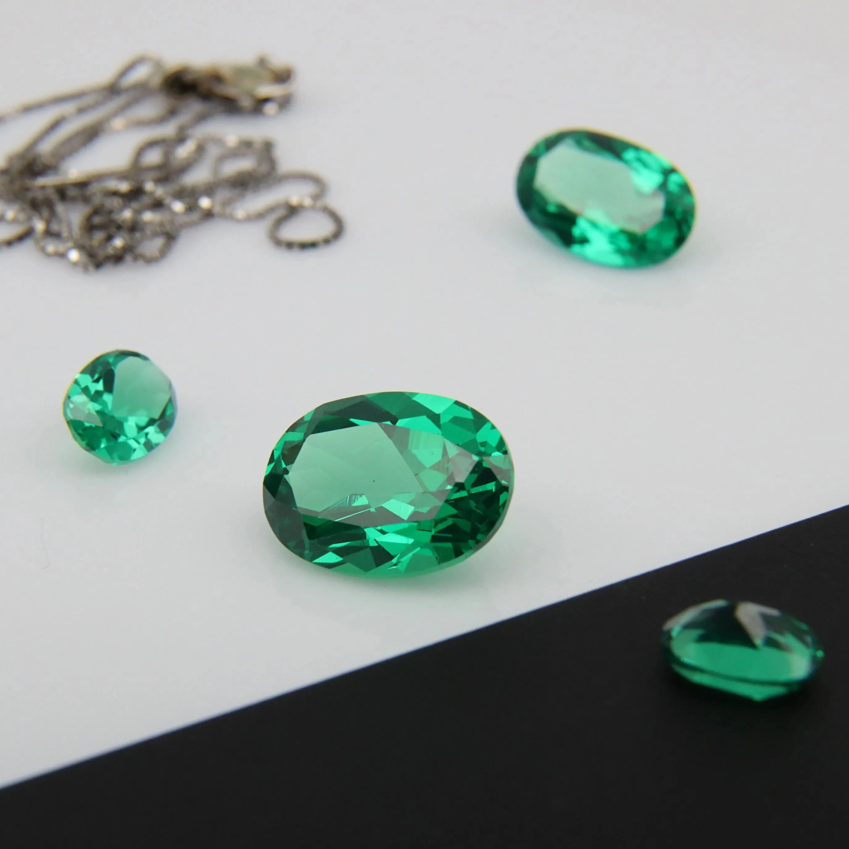 2x3mm-15x20mm Excellent Oval Cut Emerald Green Nano Crystal Loose Stones Heat Resistant Multiple Sizes For Jewelry Making