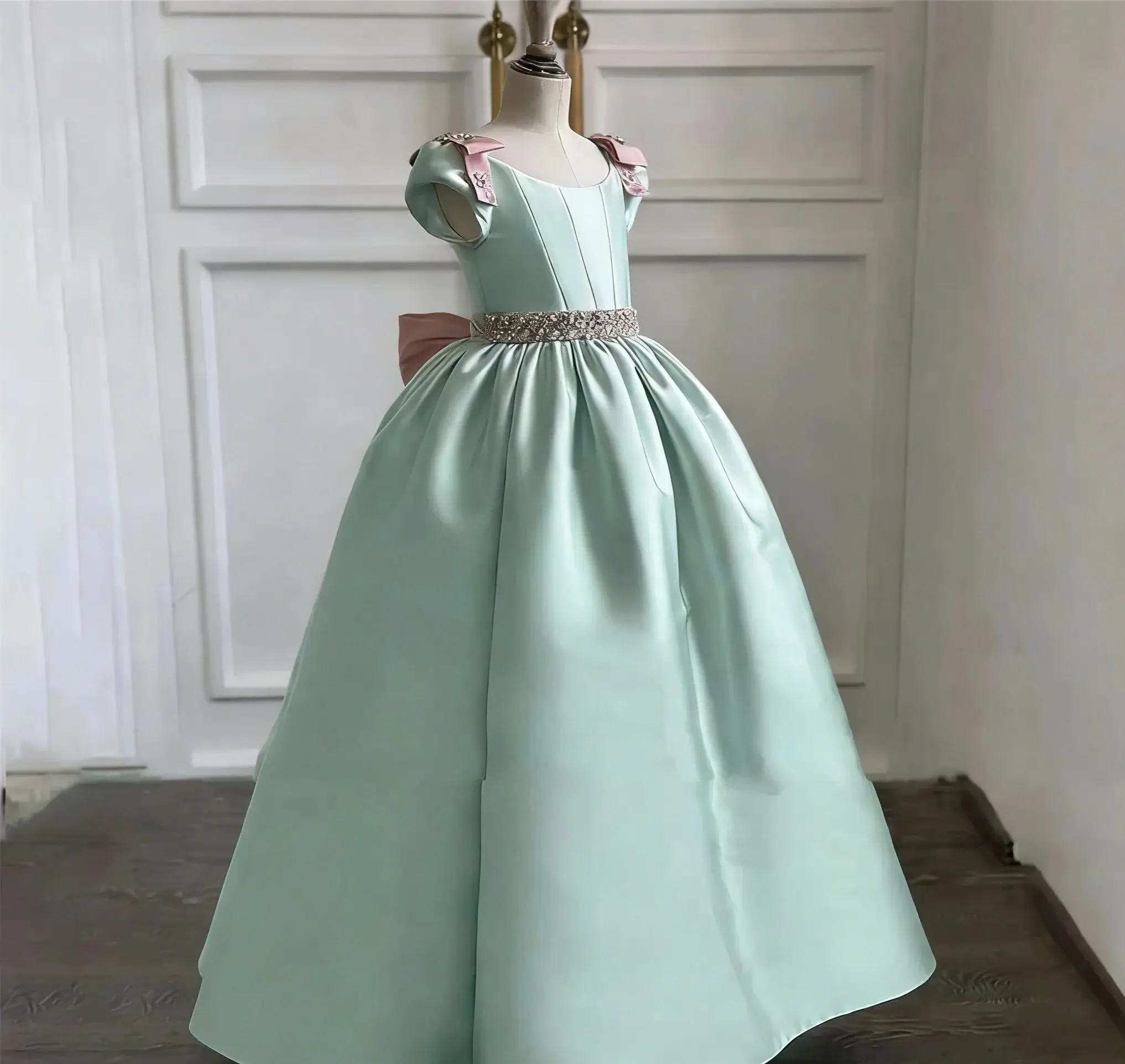 Elegant Satin Flower Girl Dress for Wedding A-Line with Bow Floor Lenght Kids Birthday Party First Communion Ball Gowns Custom