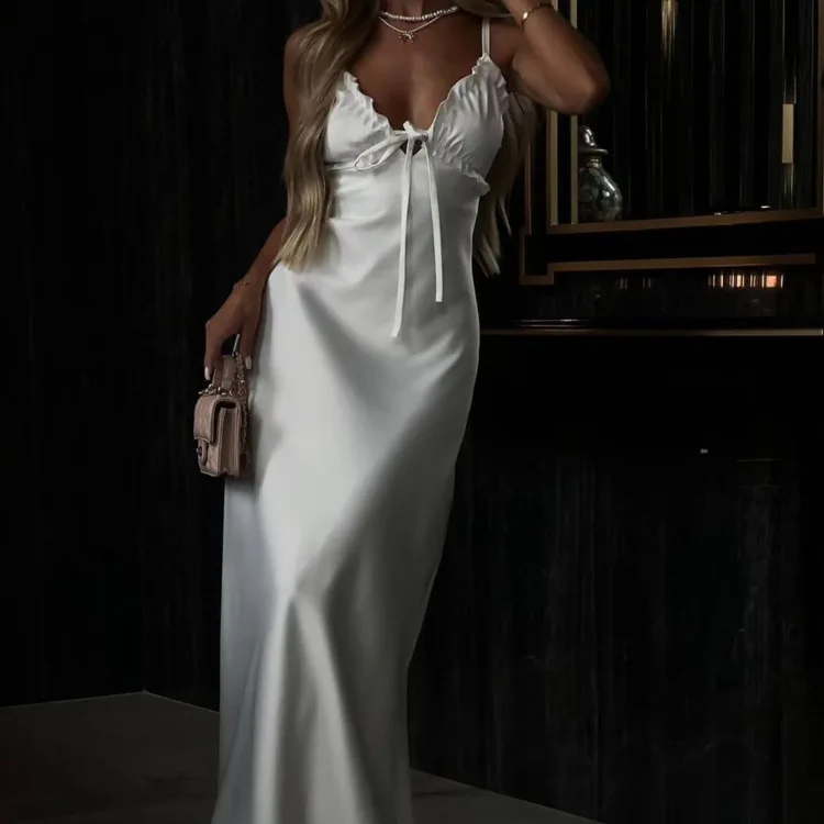 فستان نسائي مثير مكشكش بنمط جديد مع فتحة رقبة على شكل حرف V مفرغة بدون ظهر وخصر عالي وتنورة طويلة معانقة الورك #1