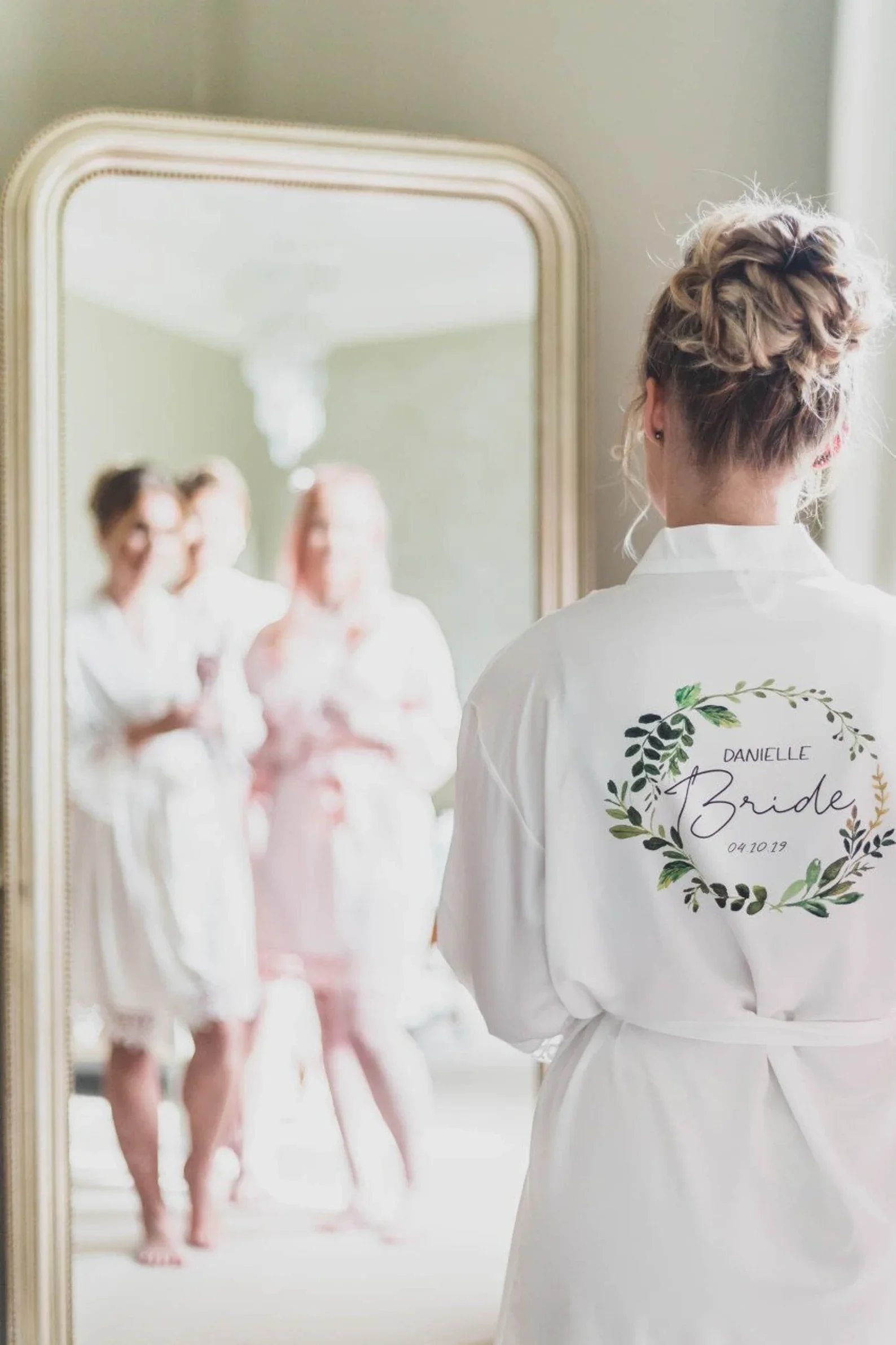 Personalised Bride Kimono Wreath Foliage Floral Robes Wedding Bridesmaid Custom Lace Robes Bride to Be Dressing Gown Satin Silk