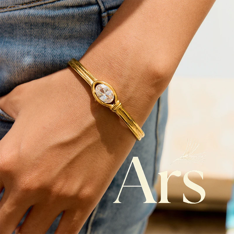 Ars Stainless Steel Chunky Cuff Bracelet for Women 18K Gold Plated Bangle with Oval Zircon Minimalist Non Tarnish Cuff Bangles