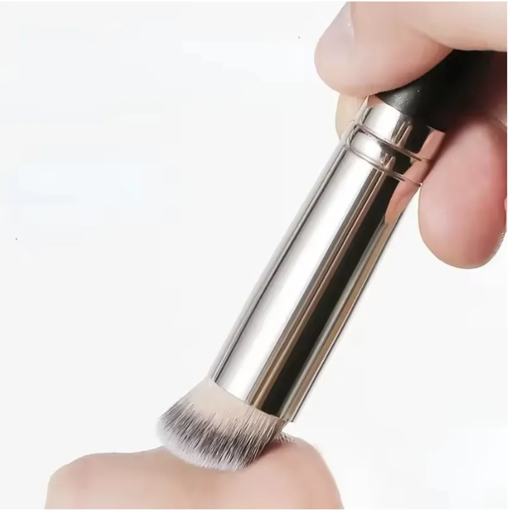 فرشاة كريم الأساس المخفي، فرشاة كونتور أحمر الخدود الفاخرة، فرشاة مكياج الوجه الكثيفة بدون عيوب تحت العين للمزج