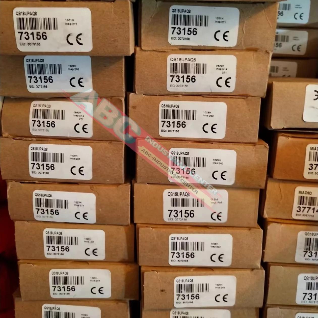 

Фотоэлектрический датчик QS18UPAQ8 100% НОВЫЙ QS30FF400Q R58ECRGB1