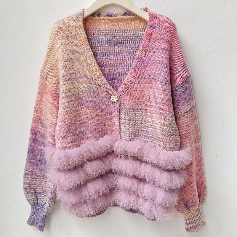 เสื้อคาร์ดิแกนถักไหมพรมผู้หญิง คอลเลคชั่นฤดูใบไม้ร่วง ปี 2025 แต่งขนสุนัขจิ้งจอกแท้ลายทาง แขนยาว แฟชั่น คอวี แต่งขอบขนสุนัขจิ้งจอกแท้