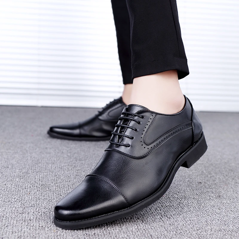 

Мужская повседневная кожаная обувь, джентльменский ретро-стиль, модная вечеринка, жениха, свадьба, черный, коричневый, хит продаж, костюм для взрослых, размеры 38-48