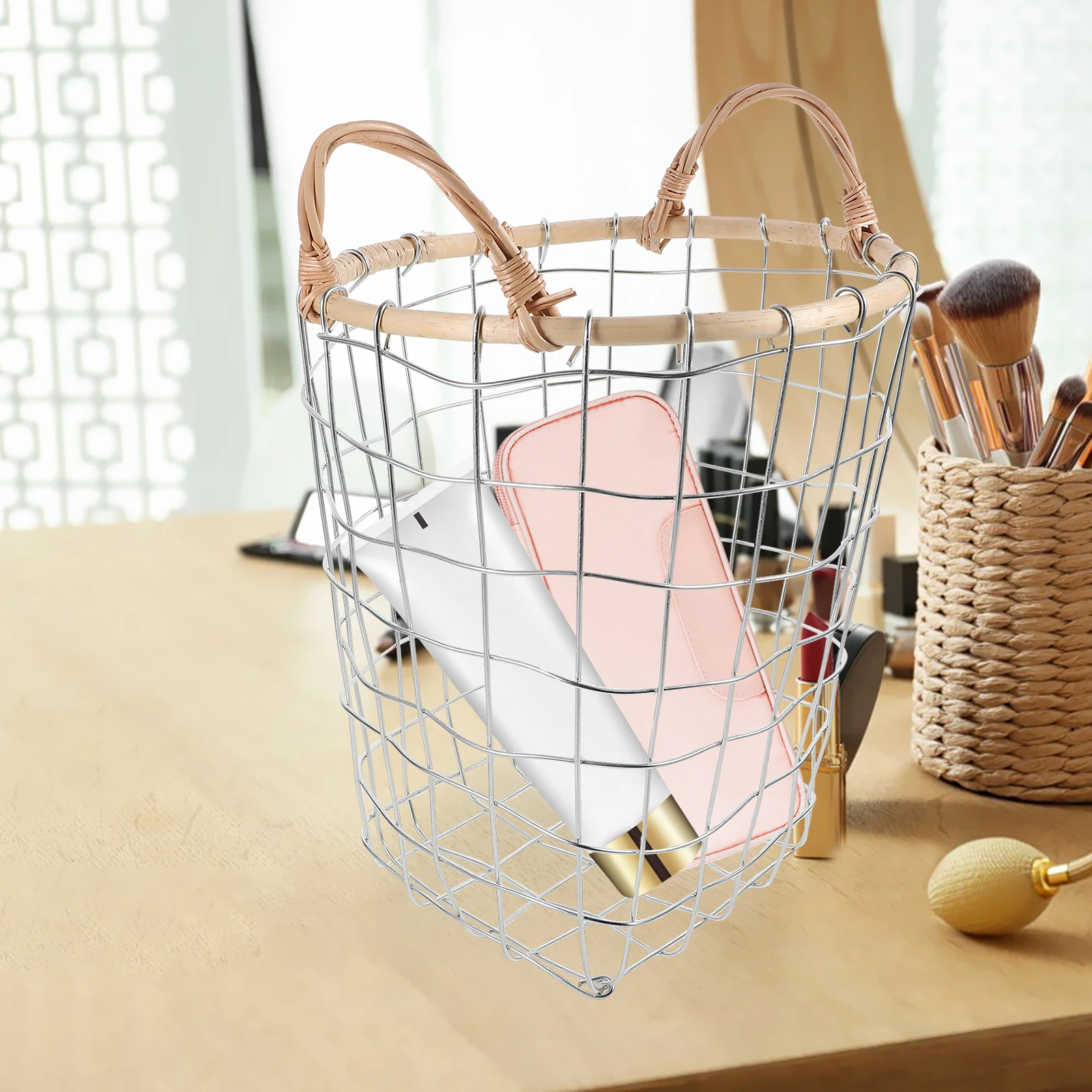 

Rattan Woven Storage Basket Decorative Baskets For Shelves Iron Wire Small Size High held Trash Can ganizer Retro Home