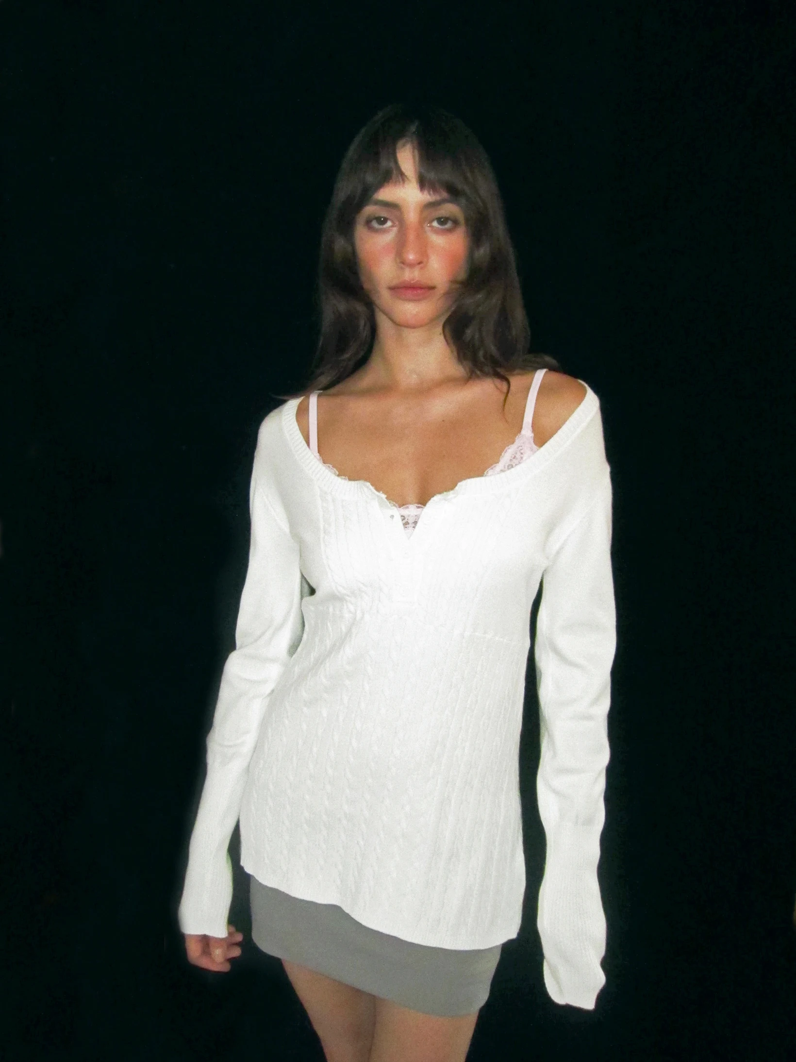 

Японский вязаный костюм-свитер с длинными рукавами и U-образным вырезом из крученой пряжи для женщин, теплый, средней длины, на пуговицах