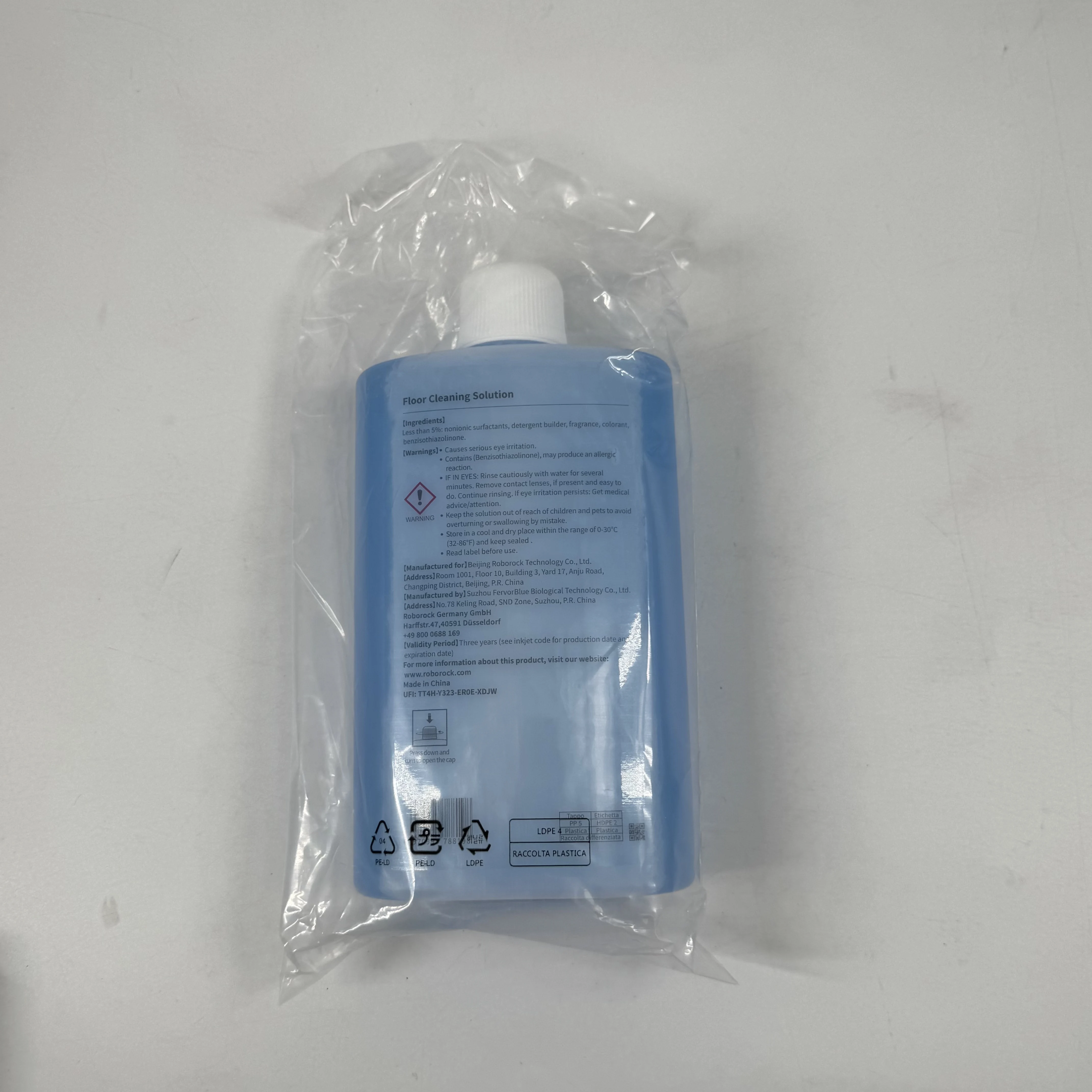 roborock Floor Cleaning Solution, Floor Cleaner for Hardwood, Compatible Robot Vacuums with Mopping and Wet and Dry Vacuum, 1L,