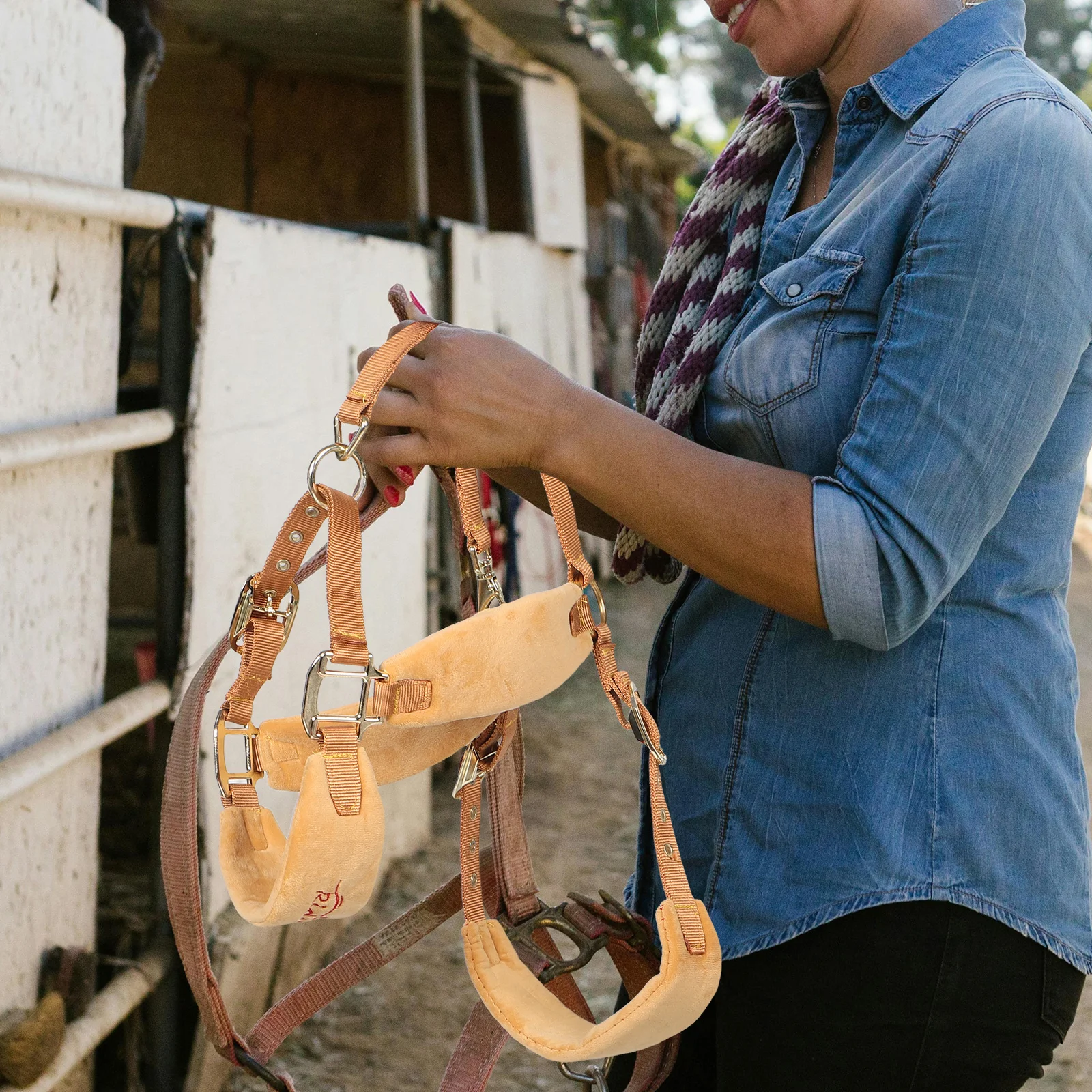 

Horse Halter With Rope Adjustable Breakaway Padded Comfort Fit For Training Riding Shows Equestrian Supplies Horse