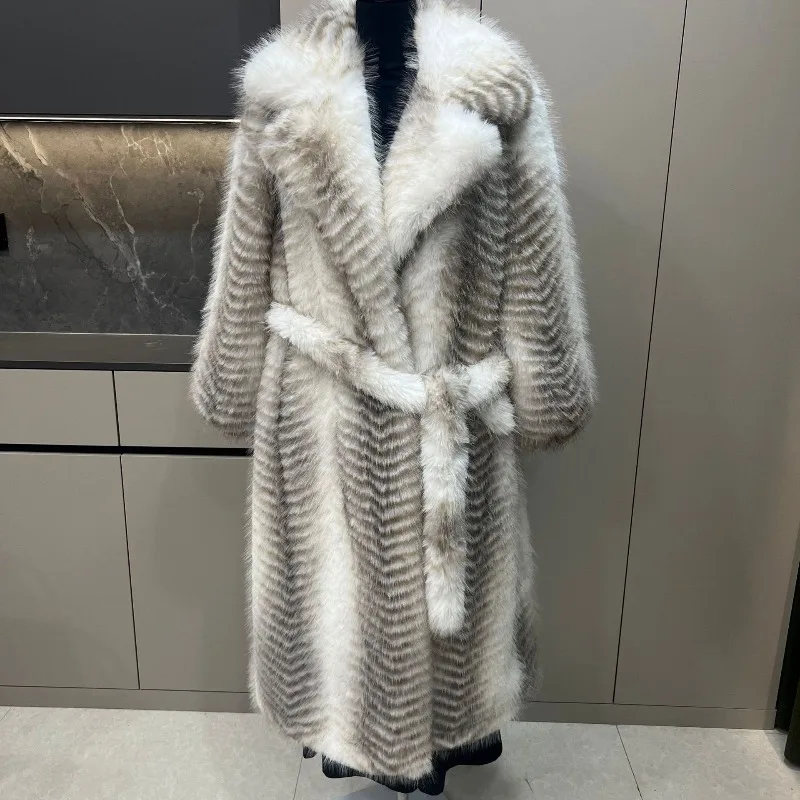 

Women's Clothing Winter 2026 New Fashion High Street Fur Fur Integrated Printing Suit Collar Belt Temperament Atmosphere