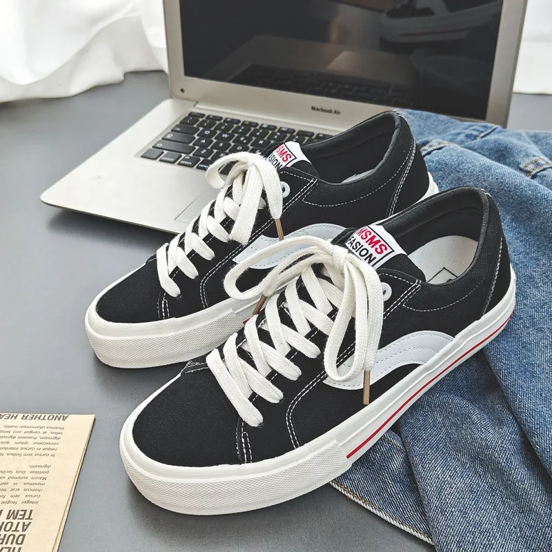 

Classics Women Canvas Shoe Fashion Sneakers Student Casual Skateboard Shoes Woman Flat Unisex Men Skateboard Shoes Hip Hop Shoes