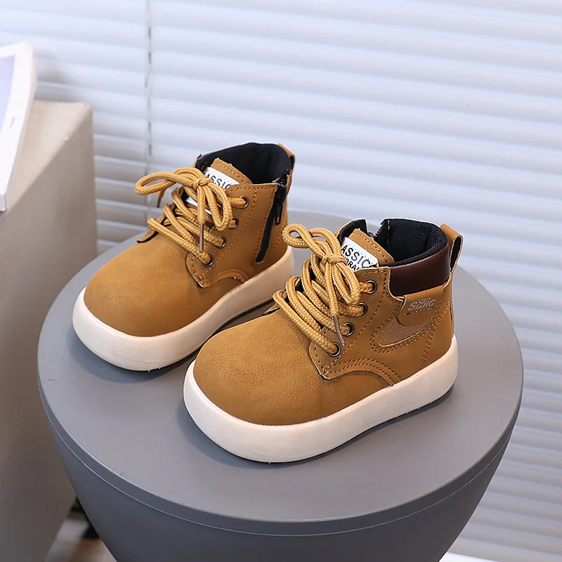 

Детские модные ботинки с боковой молнией. Детские ботильоны в корейском стиле. Осень-зима 2023. Короткие ботинки унисекс для мальчиков и девочек.