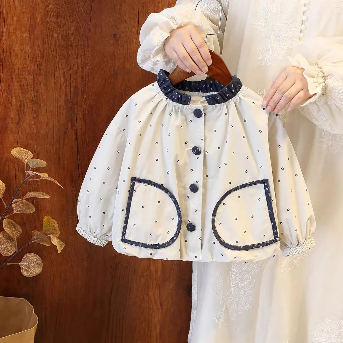 Girls Spring Autumn Plaid Fashion Stand Collar Jacket Children's Polka Dot Top Coat for Kids  Yk129