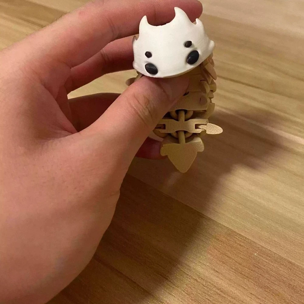 Figurka z żywicy Hollow Knight: Silksong Mount, cosplay, druk 3D, urocza figurka, dekoracja na biurko, rekwizyty imprezowe unisex