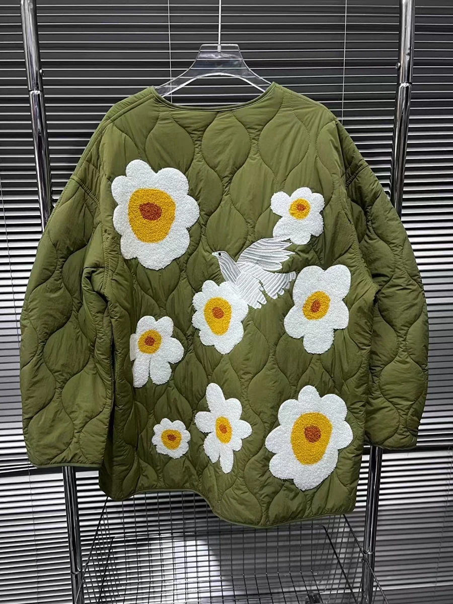 VGH-abrigo acolchado con diseño de flores y bordado para mujer, chaqueta holgada de manga larga con cuello de pico y una botonadura, invierno