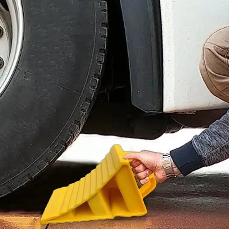 Anti-Slip Rubber Tire Chock for Trucks Trailers Heavy Duty Wheel Stopper Wedge for Ramp Parking Safety Anti-Roll Block