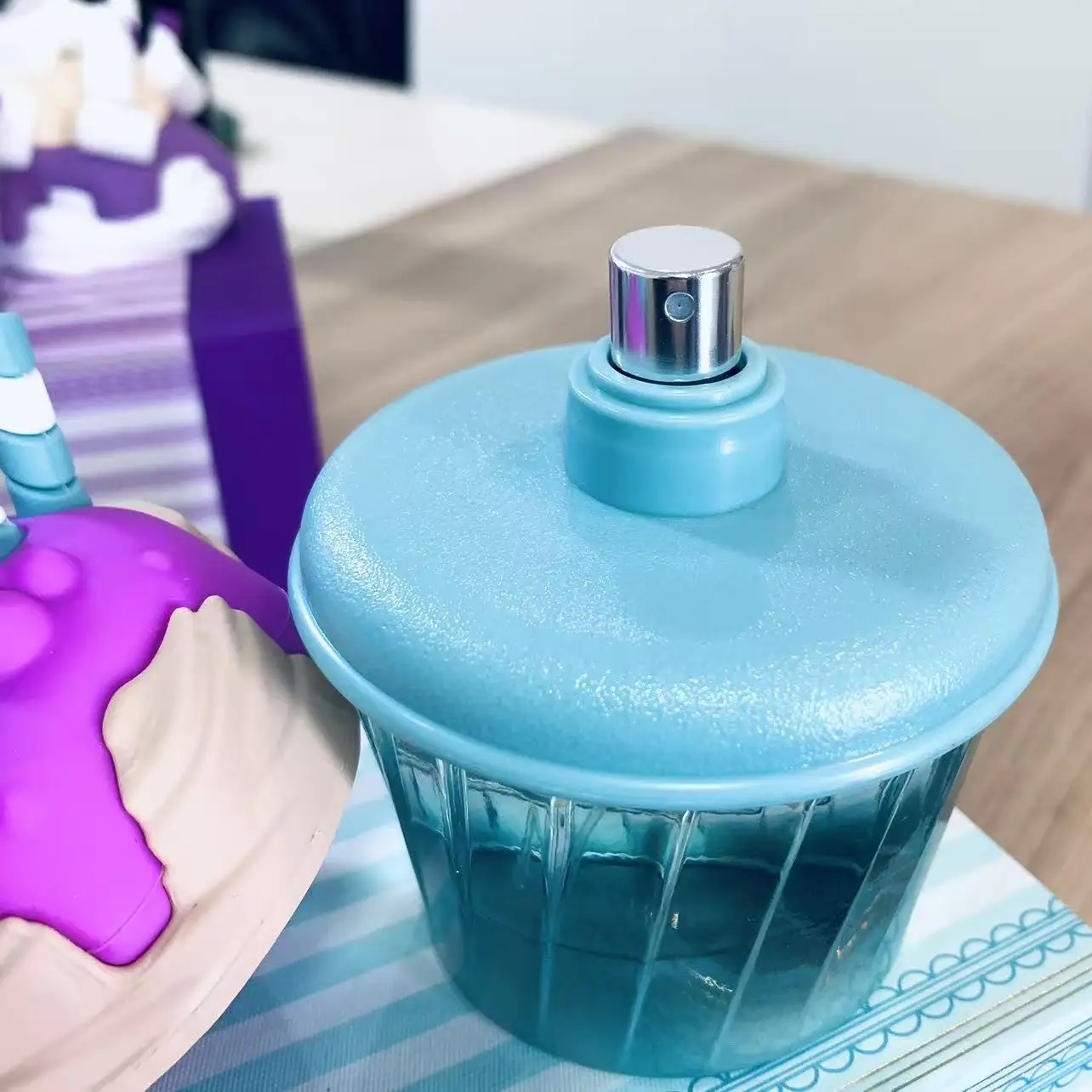 

Latafa Vanilla Crazy Gift Food Series Легкая эссенция — 75 мл (2,5 унции жидкости) | Общие знакомства для мужчин и женщин.