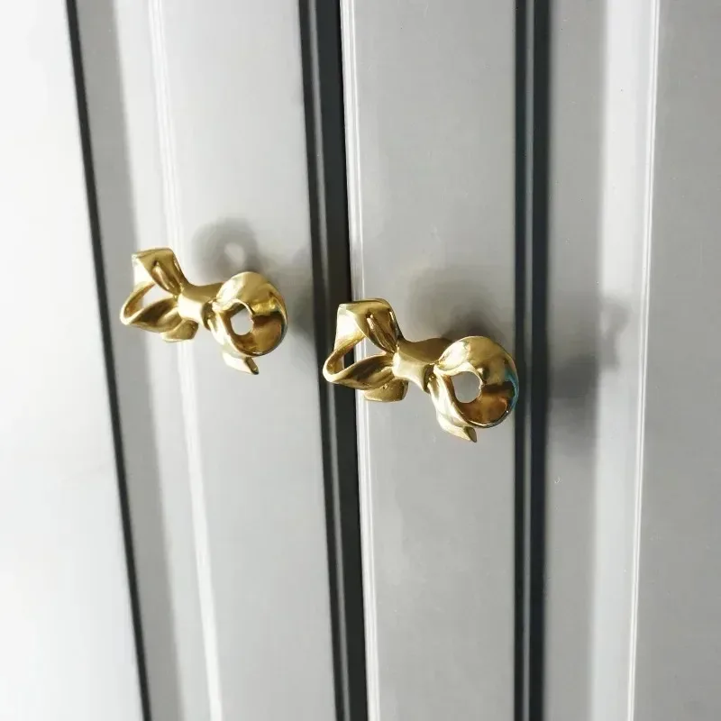 European Style Bowknot Wardrobe Closet Cupboard Door Shoe Drawer Knobs Brass Bow Tie Cabinet Handle Furniture Handles Pulls