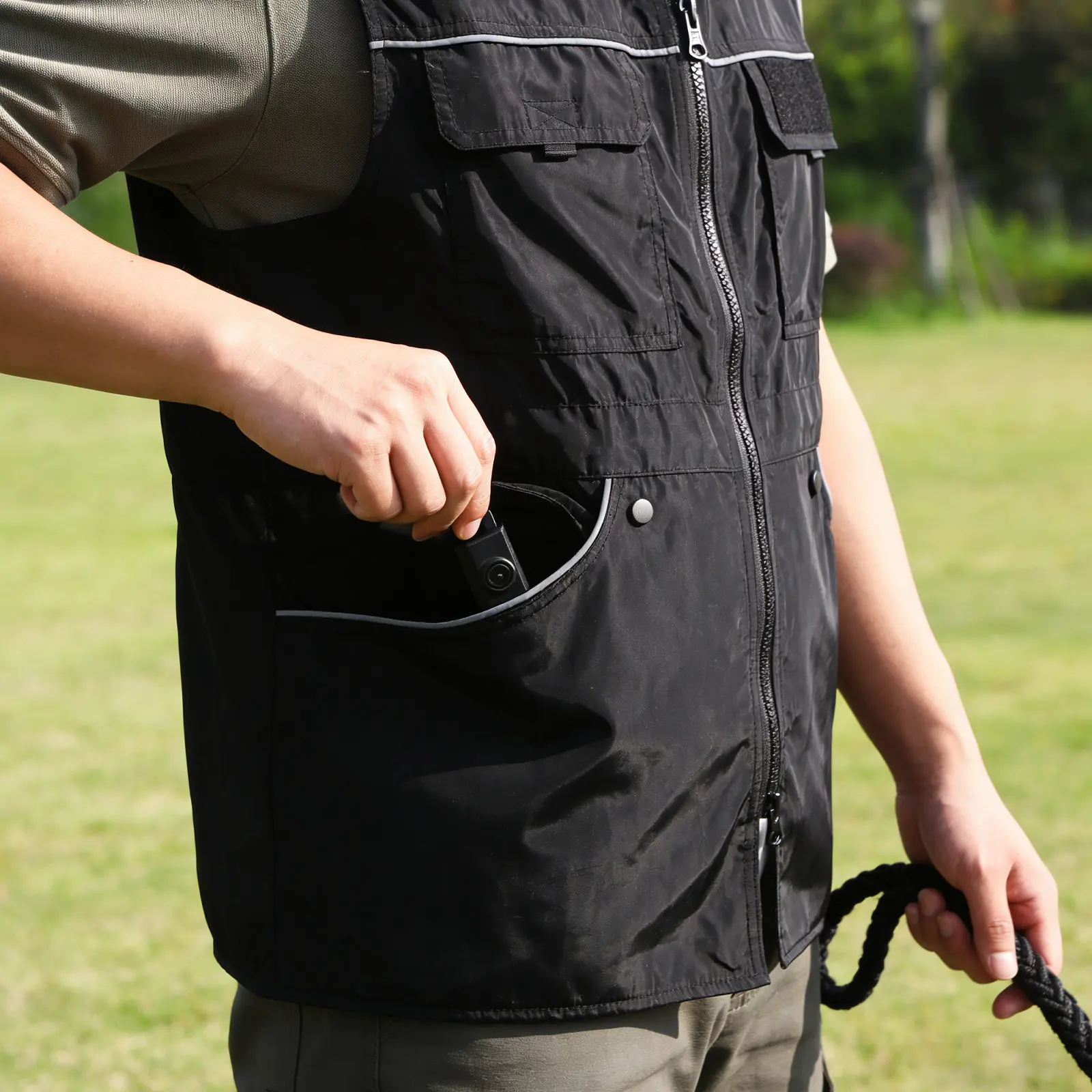 Dog Trainer Vest Anti-Scratch Multi-Pocket Reflective Strip Obedience Jacket for Men Women Pet Owner Training Gear Xl