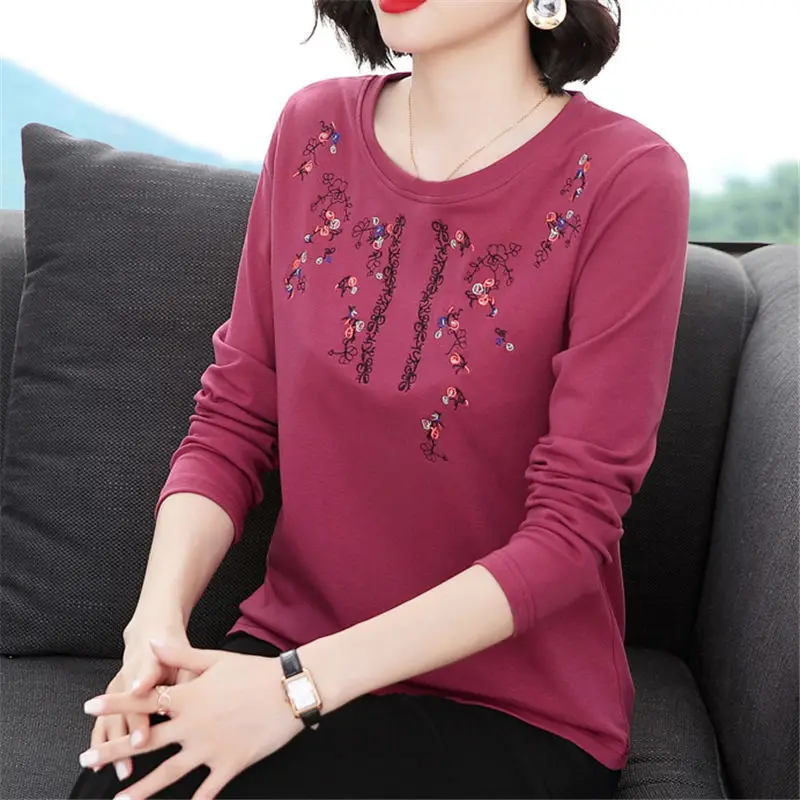 Pure Cotton Exquisite Embroidery Plus Size Comfortable Spring Summer Round Neck Long Sleeve Women\'s Clothing Floral T-Shirts