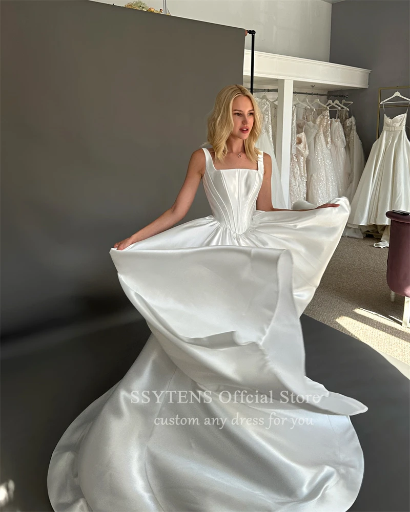 Trendy Satin Square Neck Wedding Dresses Boning Custom Made Bride Dress Princess Sleeveless Floor Length A Line Bridal Gowns