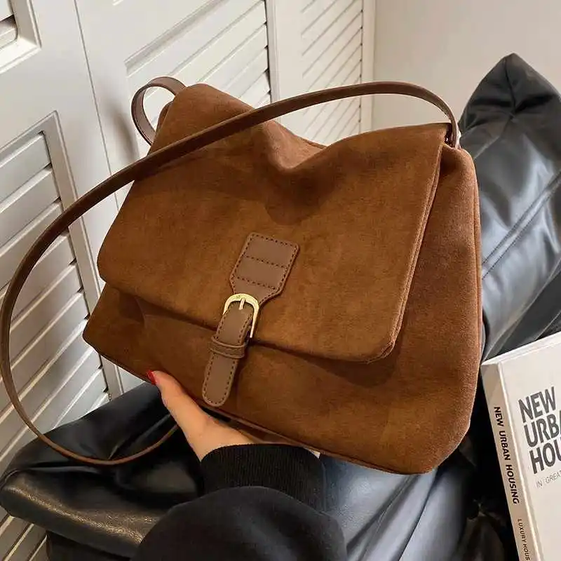 Zamszowa torba na ramię w stylu retro dla kobiet jesienno-zimowa dorywczo wszechstronne torby typu Crossbody francuska moda torebki o dużej