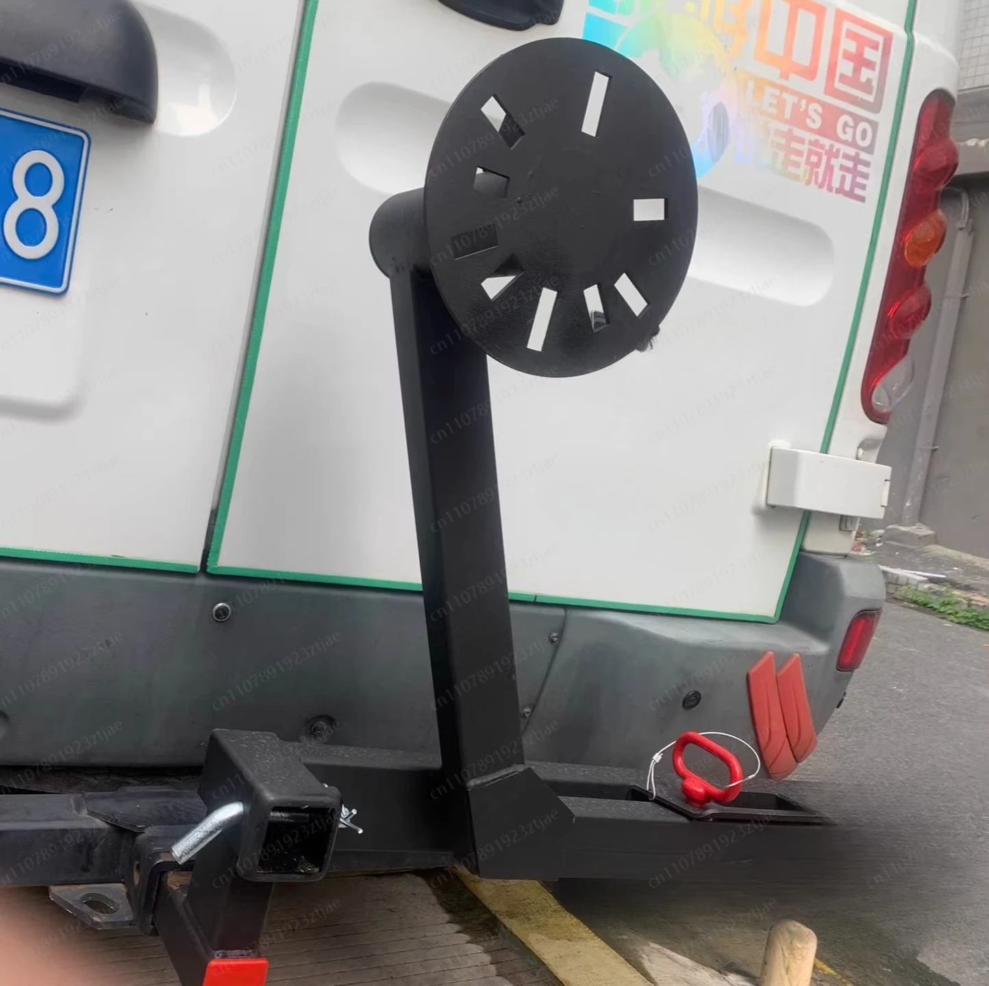 Unrelated model, trailer bar, universal spare tire, carrying bracket, tram square port installation, foldable and pulled apart