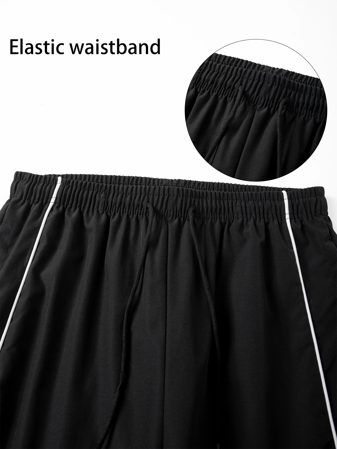 Herren-Sporthose in Schwarz mit chinesischem Schriftzug „Gerechtigkeit“ und weißen Seitenstreifen, Kordelzug, lässige, locker sitzende Hose – Detail 7
